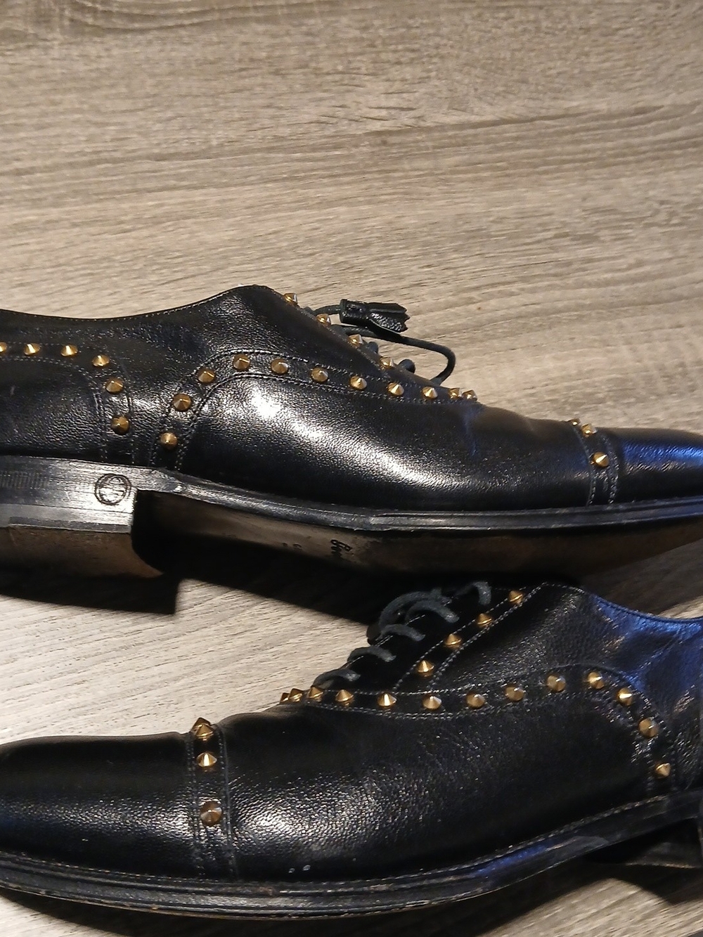 Gucci Betis Glamour Studded Black Leather Oxfords Sz 39.5 IT (US Women's 9.5) - Picture 11 of 16